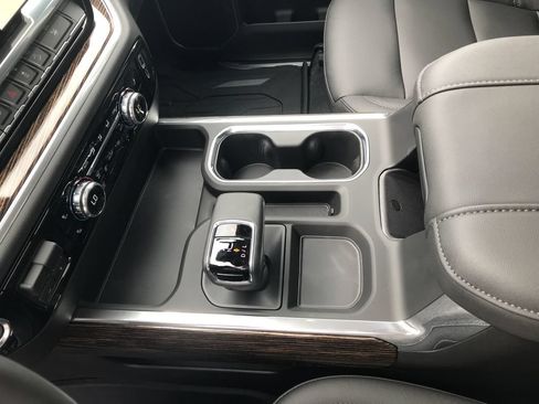 New 2026 GMC Sierra 1500 Elevation w/ Elevation Premium Package AWD/4WD image 28