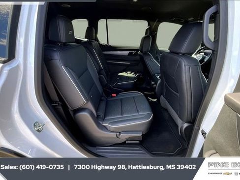 New 2025 Buick Enclave Sport Touring w/ Power Package image 10