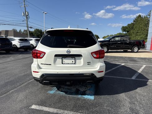 Used 2019 Nissan Pathfinder SV w/ Rock Creek Edition AWD/4WD image 15