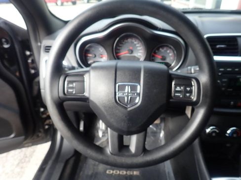 Used 2013 Dodge Avenger SE FWD image 6