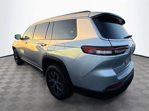 New 2025 Jeep Grand Cherokee L Limited image 7