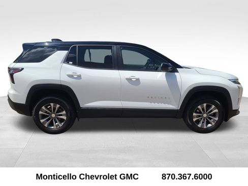 Used 2026 Chevrolet Equinox LT w/ Convenience Package II AWD/4WD image 8
