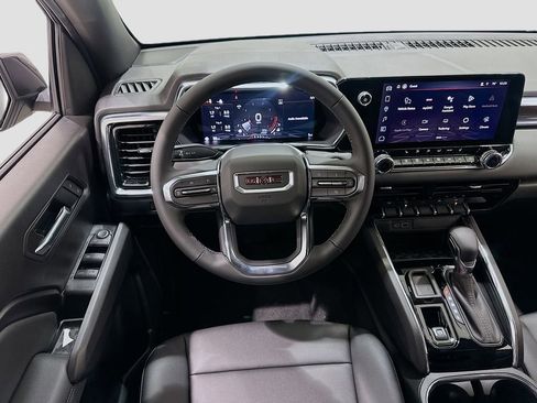 New 2026 GMC Canyon Elevation w/ Convenience Package RWD image 23