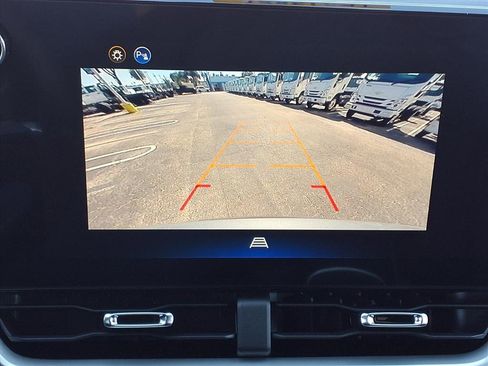 New 2026 Chevrolet Equinox LT image 13