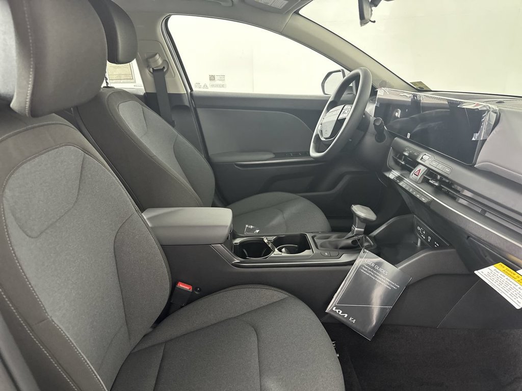 New 2026 Kia K4 FWD image 12