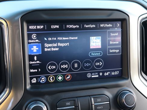 Used 2022 Chevrolet Silverado 2500 LTZ w/ LTZ Convenience Package image 24