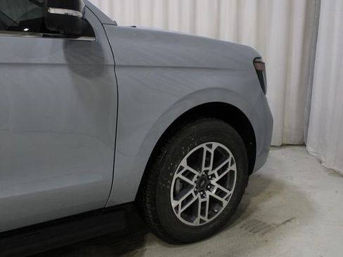 New 2026 Ford Expedition Active AWD/4WD image 27