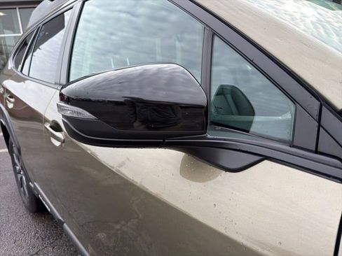 Used 2023 Subaru Outback Onyx Edition image 6