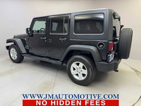 Used 2017 Jeep Wrangler Unlimited Sport w/ Quick Order Package 24S AWD/4WD image 3