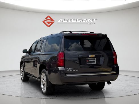 Used 2015 Chevrolet Suburban LTZ RWD image 23
