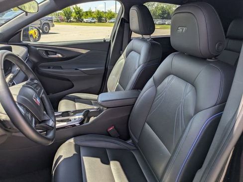 Used 2025 Buick Envista Sport Touring FWD image 14