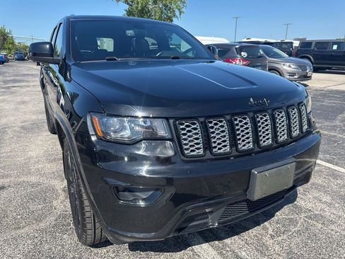 Used 2019 Jeep Grand Cherokee Altitude AWD/4WD image 51