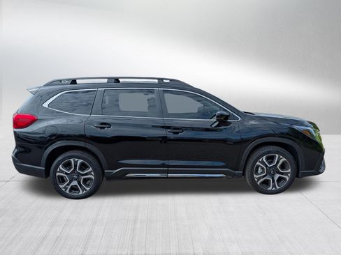 Used 2024 Subaru Ascent Limited AWD/4WD image 8