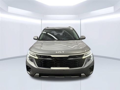 Certified 2024 Kia Seltos S AWD/4WD image 3