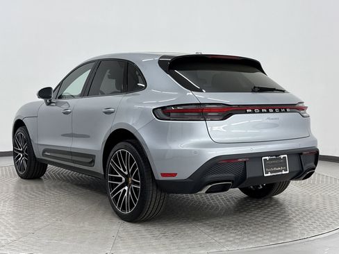 New 2025 Porsche Macan image 3