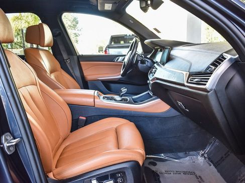 Used 2022 BMW X5 xDrive45e w/ M Sport Package image 16