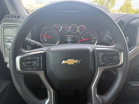 Used 2022 Chevrolet Silverado 1500 Custom w/ Safety Confidence Package image 27