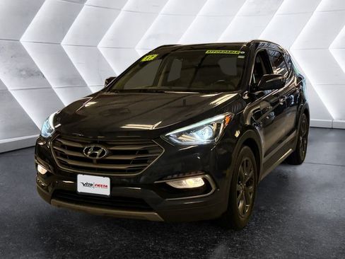 Used 2017 Hyundai Santa Fe Sport FWD image 3