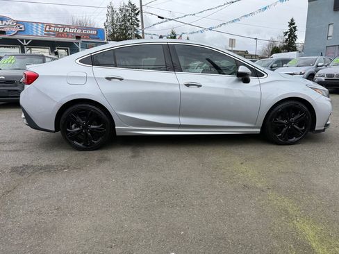 Used 2016 Chevrolet Cruze Premier image 8
