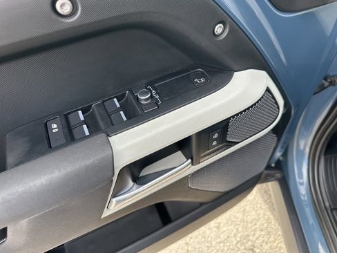 Used 2023 Land Rover Defender 110 S image 18