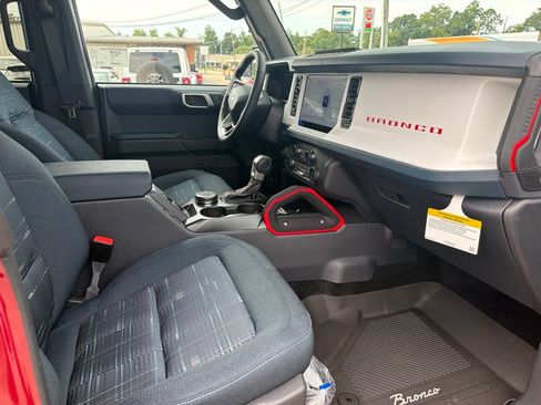 New 2026 Ford Bronco Heritage Edition AWD/4WD image 21