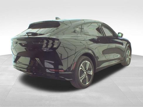 Used 2023 Ford Mustang Mach-E Premium image 6