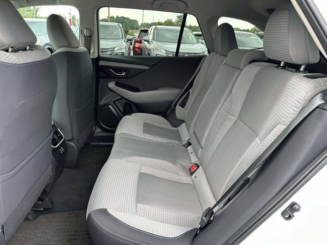 Used 2024 Subaru Outback Premium AWD/4WD image 16