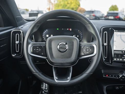 Used 2026 Volvo XC40 B5 Ultra w/ Protection Package Premier image 28