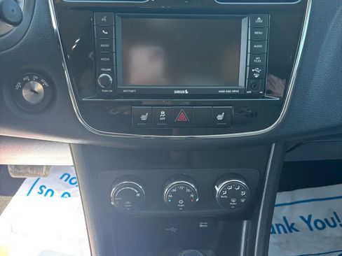 Used 2012 Chrysler 200 Limited image 13