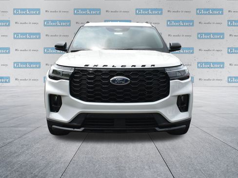 New 2026 Ford Explorer ST-Line w/ ST-Line Street Pack AWD/4WD image 9