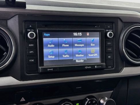 Used 2017 Toyota Tacoma SR5 w/ Tow Package AWD/4WD image 32