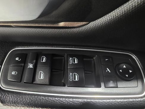 Used 2021 RAM 1500 Sport image 17