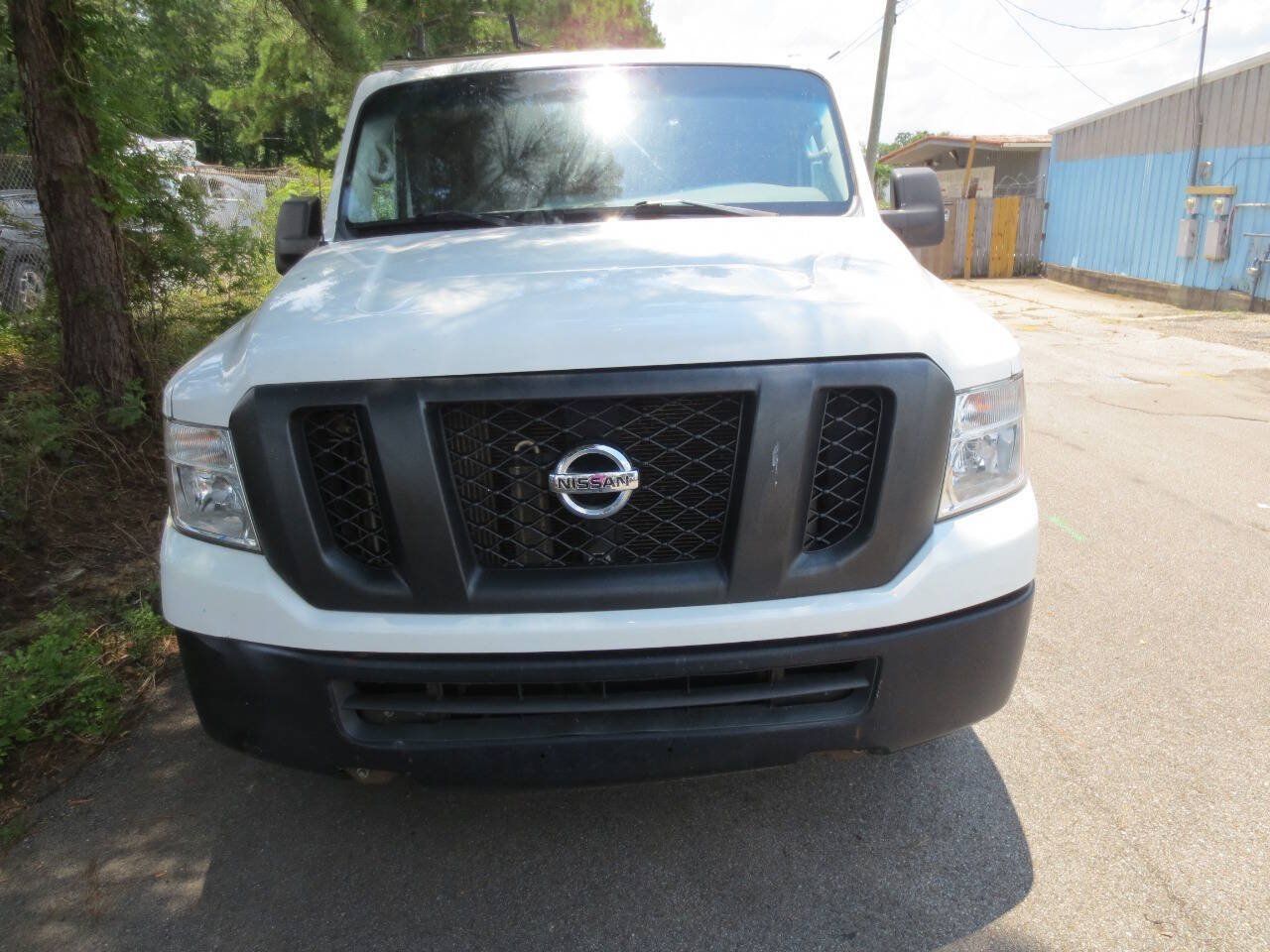 Used 2020 Nissan NV 2500 S RWD image 2