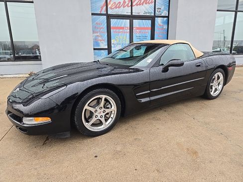 Used 2003 Chevrolet Corvette Convertible w/ Preferred Equipment Group1 image 3