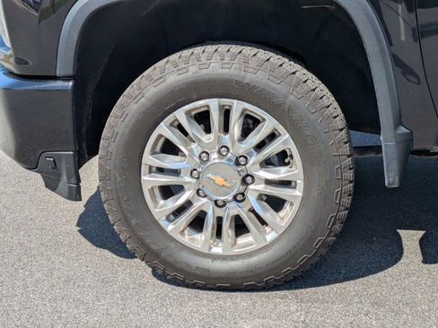 Used 2022 Chevrolet Silverado 3500 High Country w/ Z71 Off-Road Package image 8