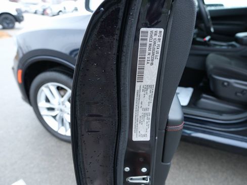 Used 2024 Dodge Durango GT image 35