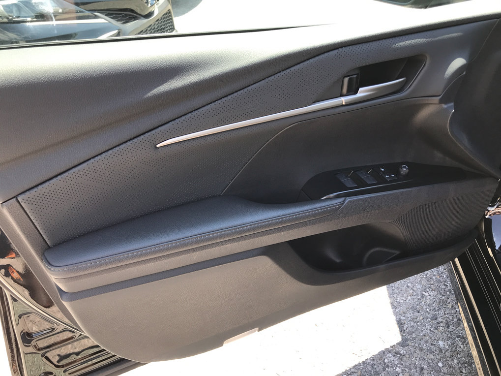 Certified 2025 Toyota Camry XSE FWD image 13