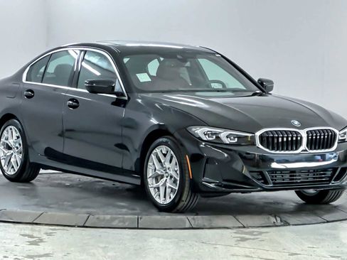 New 2026 BMW 330i Sedan w/ Convenience Package image 9