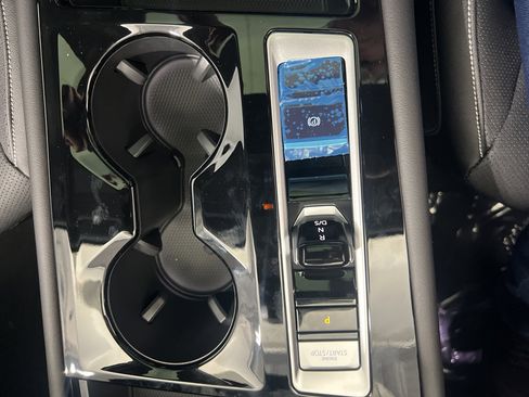 New 2026 Volkswagen Atlas SE image 25