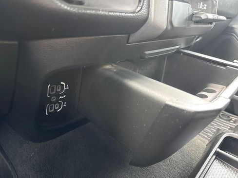Used 2022 RAM 1500 Big Horn AWD/4WD image 34