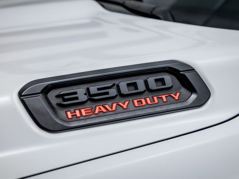 Used 2025 RAM 3500 Tradesman image 17