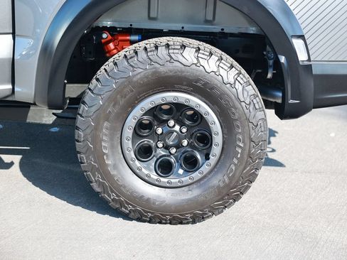 Used 2025 Ford F150 Raptor AWD/4WD image 10
