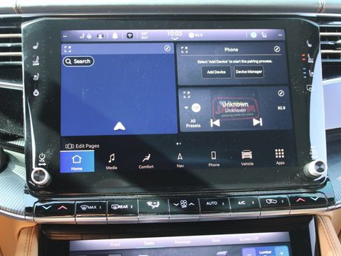 Used 2023 Jeep Grand Wagoneer Series III w/ Rear Seat Video Group 1 AWD/4WD image 27