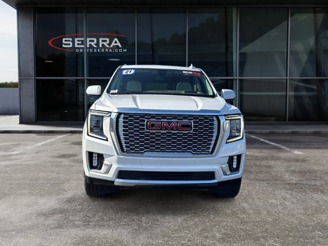 Used 2021 GMC Yukon XL Denali w/ Denali Ultimate Package AWD/4WD image 8