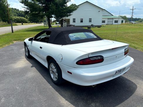 Used 1995 Chevrolet Camaro Z28 image 29