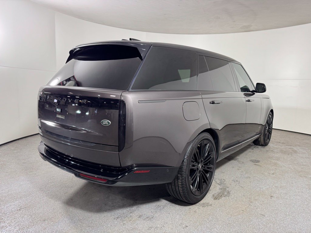 Used 2023 Land Rover Range Rover Long Wheelbase First Edition AWD/4WD image 6