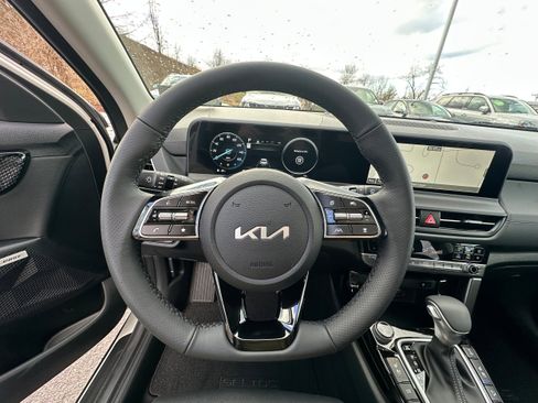 New 2026 Kia Seltos SX image 43