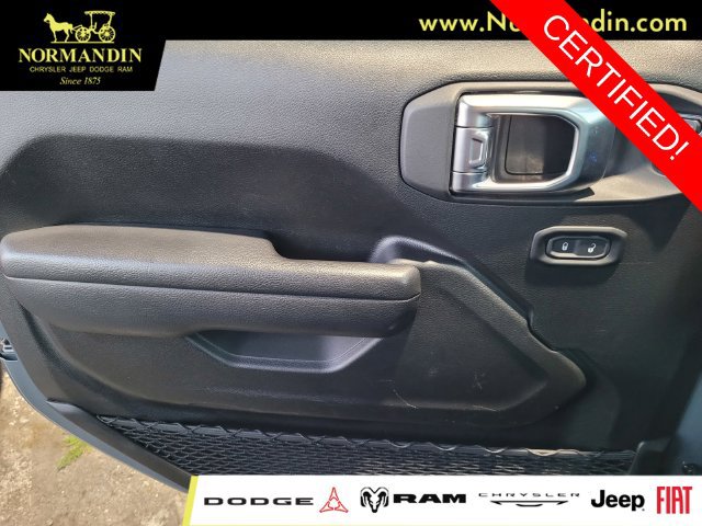 Certified 2025 Jeep Wrangler Unlimited Rubicon 4xe w/ Convenience Group AWD/4WD image 15