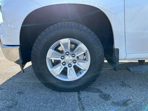Used 2023 Chevrolet Silverado 1500 W/T w/ Trailering Package image 10