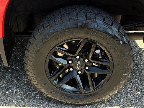 Used 2019 Chevrolet Silverado 1500 LT Trail Boss image 55